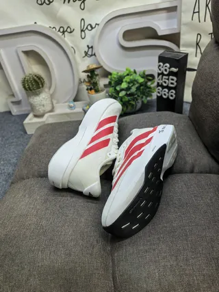 Adidas White Black Engineered Mesh Upper Three-Stripe Side Branding Running Shoes 16