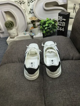 Adidas White Black Laceless Slip-On Three-Stripe Side Panel Lifestyle Sneakers 8