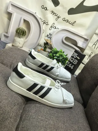 Adidas White Black Laceless Slip-On Three-Stripe Side Panel Lifestyle Sneakers 9