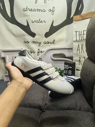 Adidas Blanc Noir Low-Top Fermeture Velcro Strap Sneakers Lifestyle 5