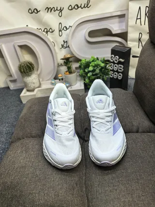Adidas White Blue Engineered Mesh Upper Speckled Midsole Running Shoes 10