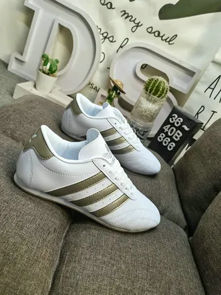 Adidas White Gold Leather Upper Three-Stripe Side Panel Lifestyle Sneakers 9