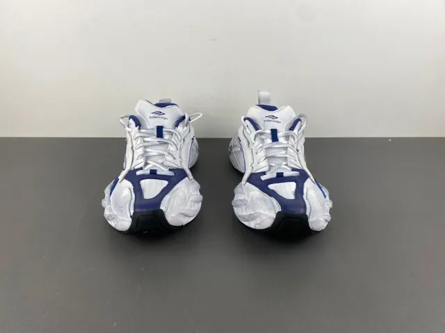 Adidas White Navy Sculpted Midsole Layered Nylon/synthetic Overlays Chunky Sneakers 11