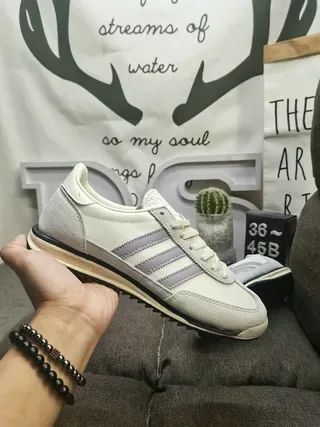 Adidas White Purple Low-Top Retro Runner Lifestyle Sneakers 5