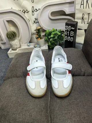 Adidas White Red Laceless Velcro Strap Three Stripes Lifestyle Sneakers 10