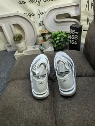 Adidas White Silver Low-Profile Racing Silhouette Perforated Engineered Mesh Upper Running Shoes 8