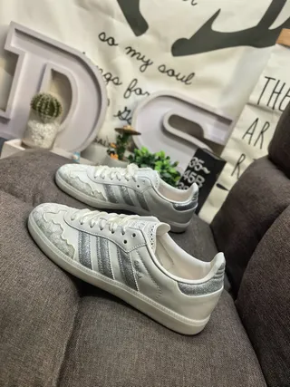 Adidas White Silver Low-Top Leather-Like Upper Lifestyle Sneakers 7