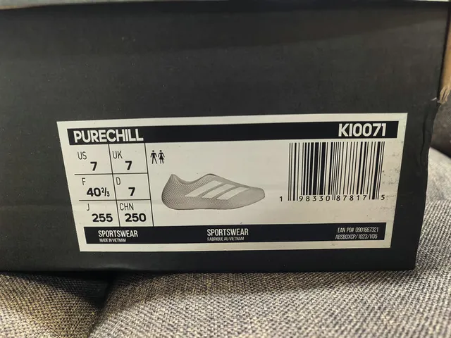 Adidas Yeezy Slide Beige Ribbed Foam Lifestyle Sneakers 22
