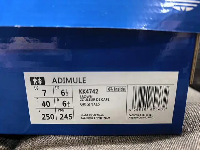 Adidas Yeezy Slide Charcoal Woven Slipper 2