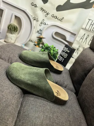 Adidas Yeezy Slide Olive Green Suede Slippers 7