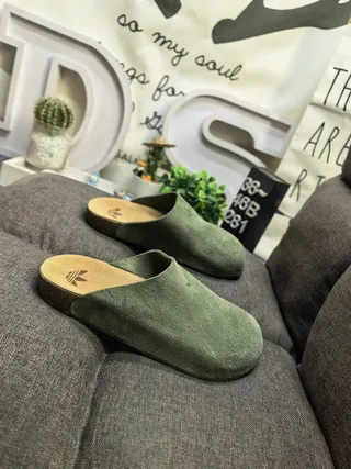 Adidas Yeezy Slide Olive Green Suede Slippers 9
