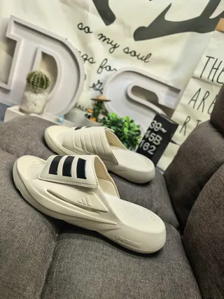 Adidas Yeezy Slide White Black Slippers 7