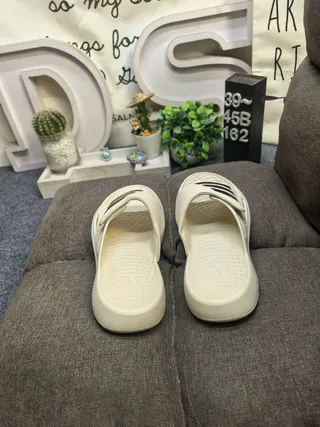 Adidas Yeezy Slide White Black Slippers 8