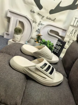 Adidas Yeezy Slide White Black Slippers 9
