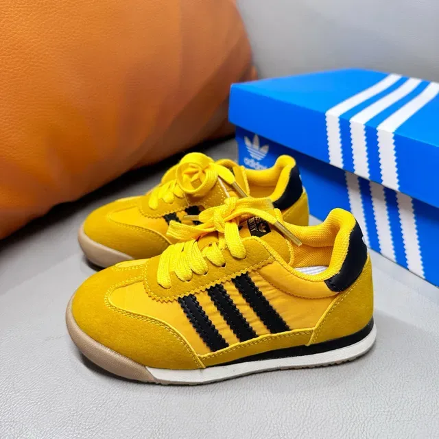 Adidas Yellow Black Retro Runner Suede Upper Lifestyle Sneakers 18