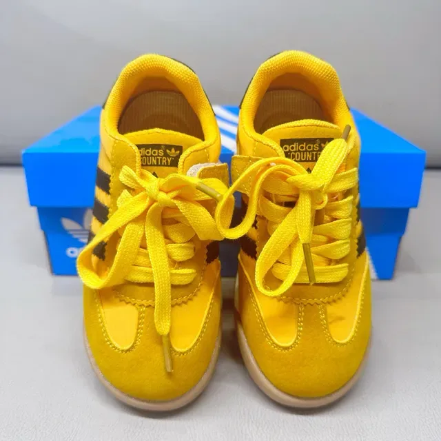 Adidas Yellow Black Retro Runner Suede Upper Lifestyle Sneakers 21