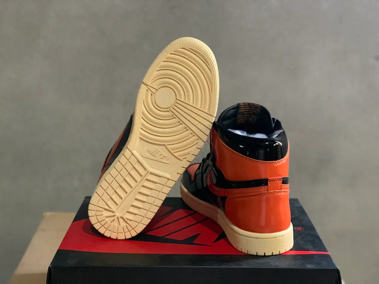 Air Jordan 1 Black Orange High-Top Patent Leather Basketball Shoes 2