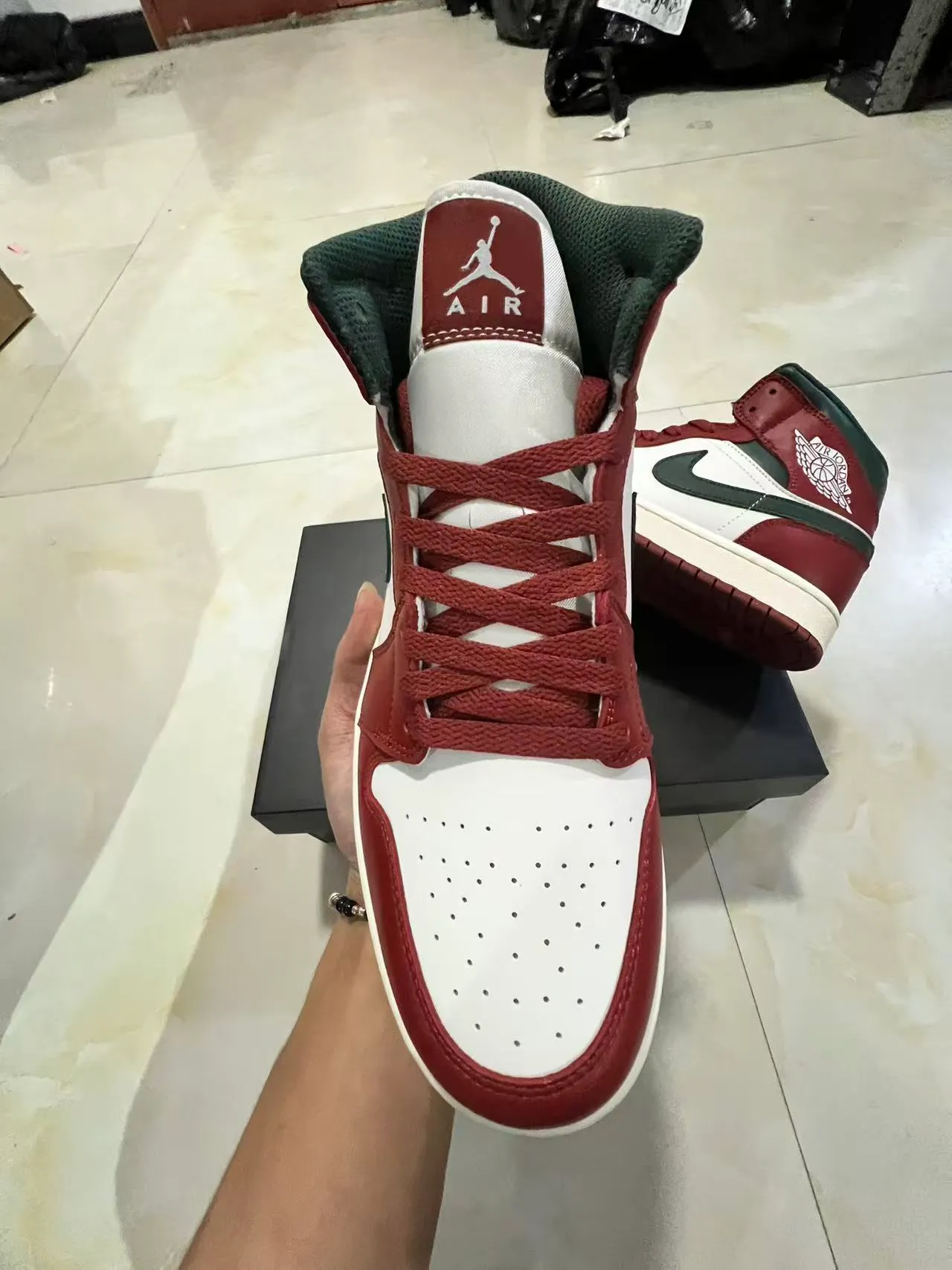Air Jordan 1 High Burgundy Green White Basketball Shoes 3