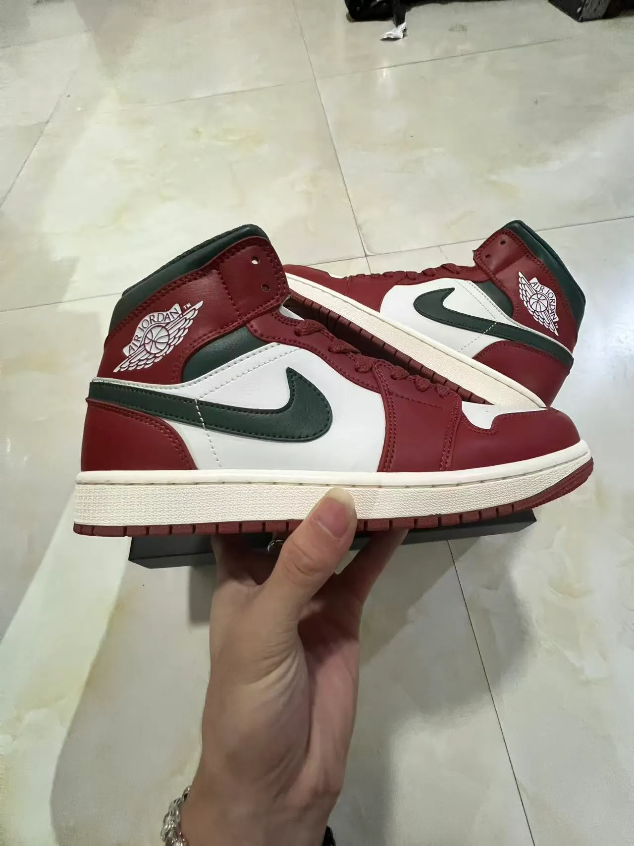 Air Jordan 1 High Burgundy Green White Basketball Shoes 7