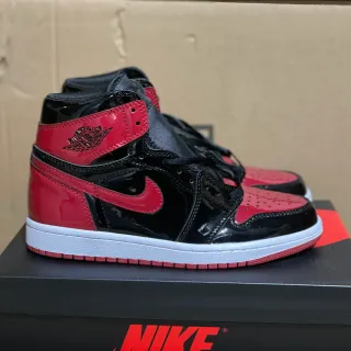 Air Jordan 1 Zapatos de Baloncesto Negro y Rojo Alto Brillo