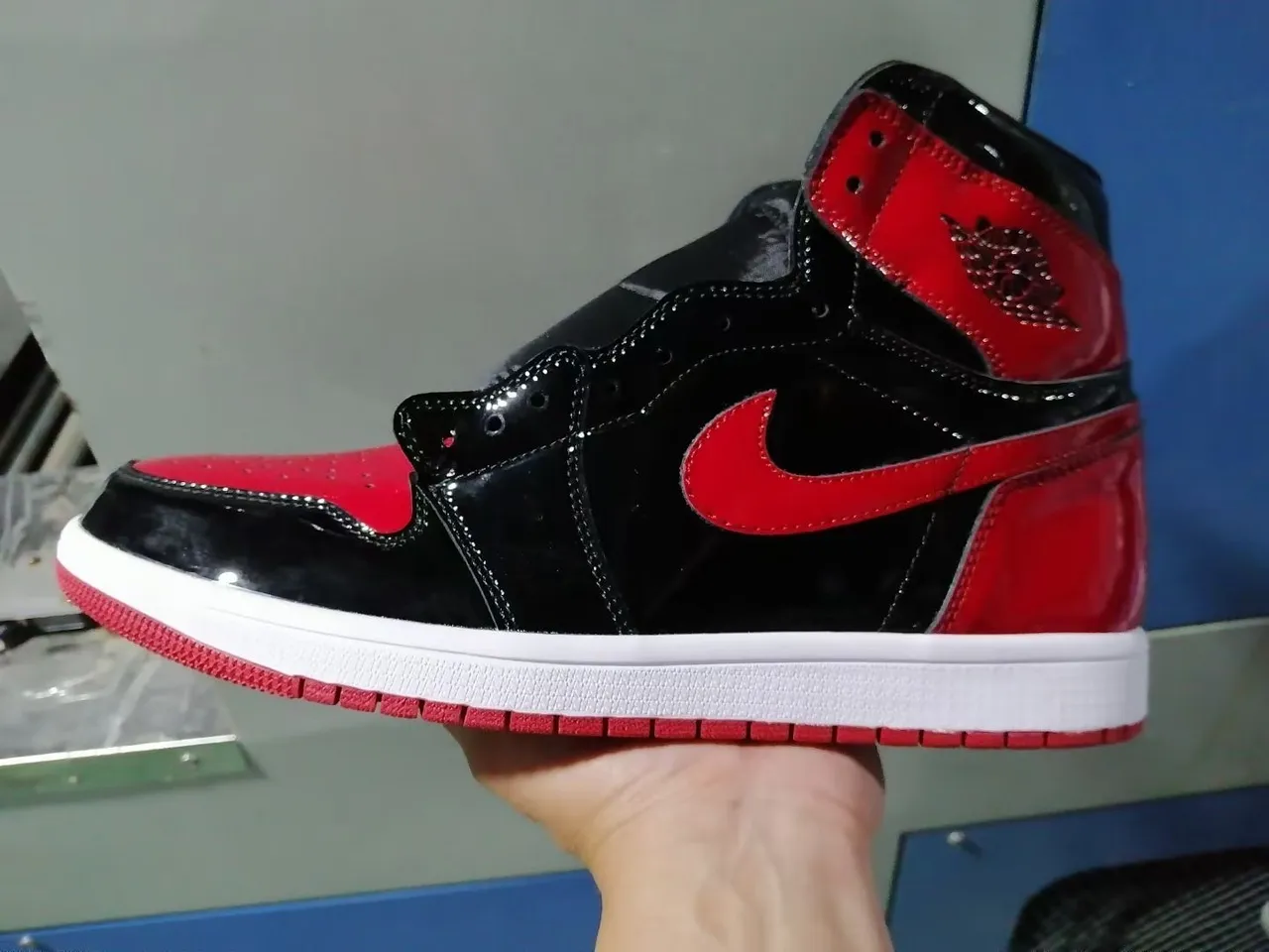 Air Jordan 1 High Glossy Black and Red Basketball Shoes 4