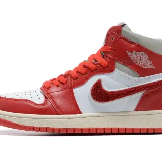 Air Jordan 1 High 红白篮球鞋