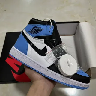 Air Jordan 1 High Top Blanco Negro University Blue Zapatos de Baloncesto