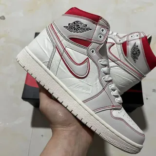 Air Jordan 1 High Tênis de Basquete Couro Crinkled Branco e Vermelho