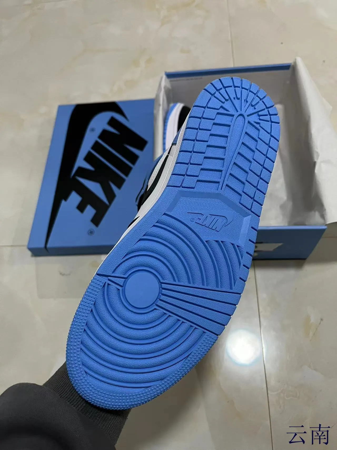 Air Jordan 1 University Blue Black White Basketball Shoes 5