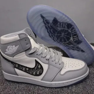 Air Jordan 1 x Dior White Gray Black Translucent Sole Basketball Shoes