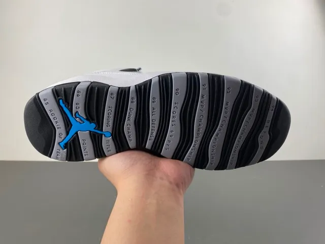 Air Jordan 10 Tênis de Basquete Branco Preto Cinza 10