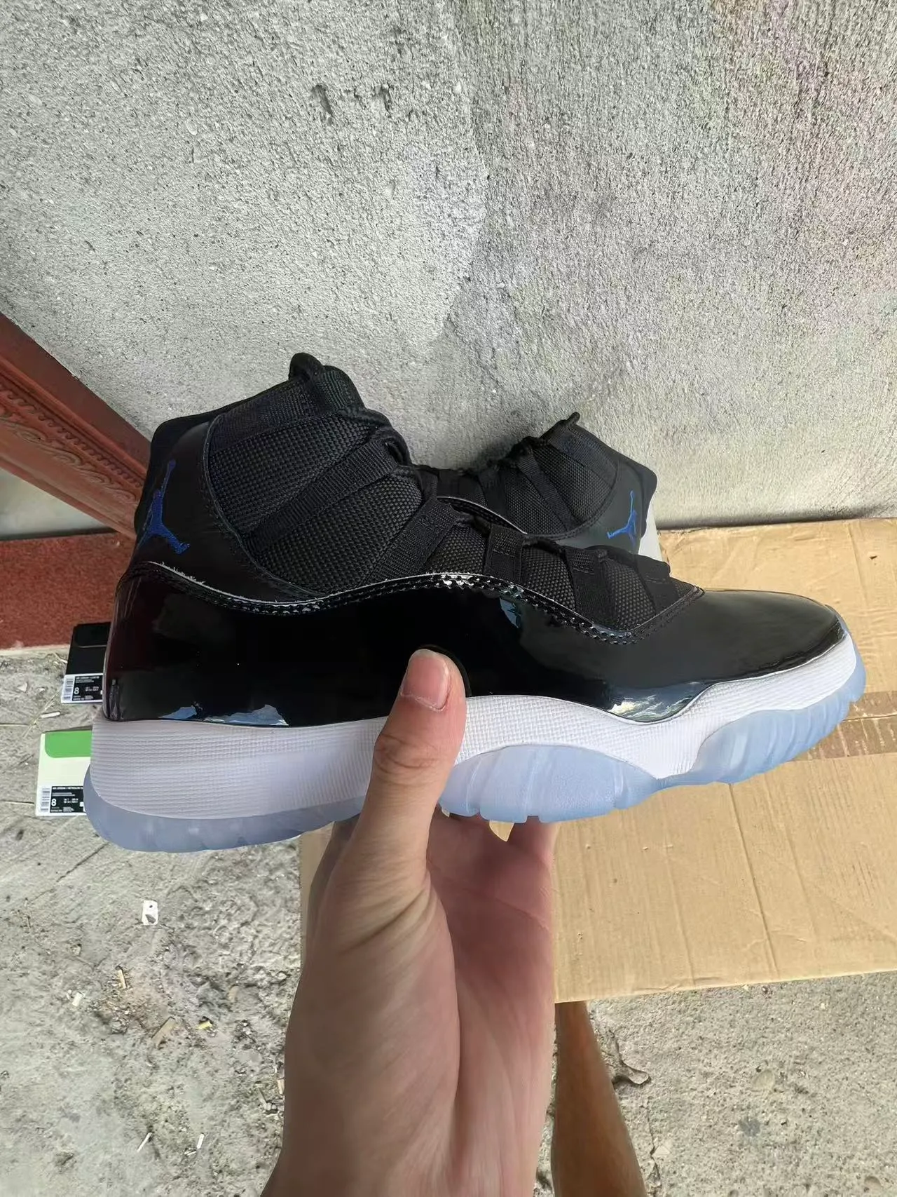 Air Jordan 11 Black Patent Leather White Ice Basketball Shoes 7