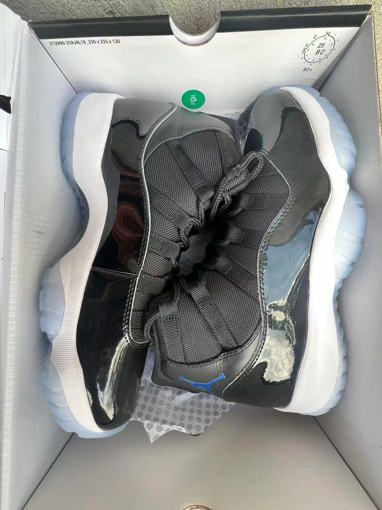Air Jordan 11 Black Patent Leather White Ice Basketball Shoes 9