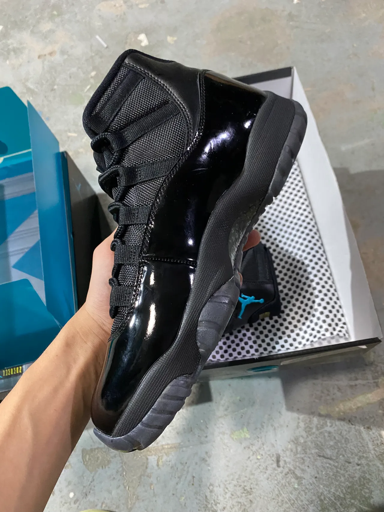 Air Jordan 11 Black Turquoise Jumpman Basketball Shoes 3