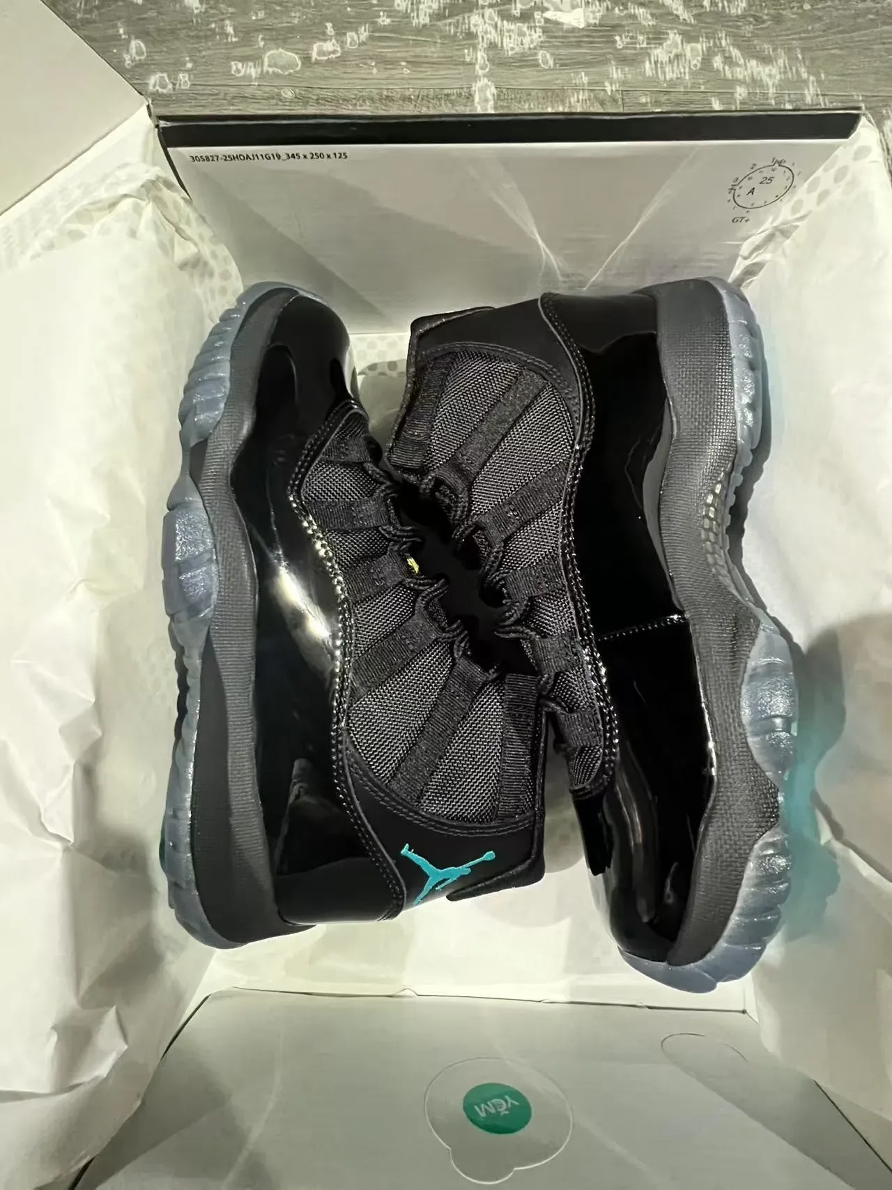 Air Jordan 11 Noir Turquoise Cuir Patent Chaussures de Basketball 9