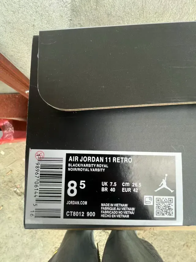 Air Jordan 11 Preto Branco Azul Tênis de Basquete 10