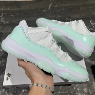 Air Jordan 11 Mint Green Patent Leather Basketball Shoes
