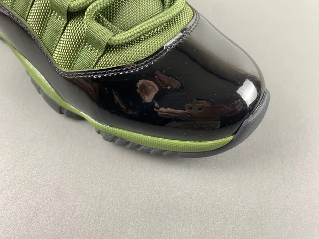 Air Jordan 11 Verde Oliva Piel Patentada Zapatillas de Baloncesto 2