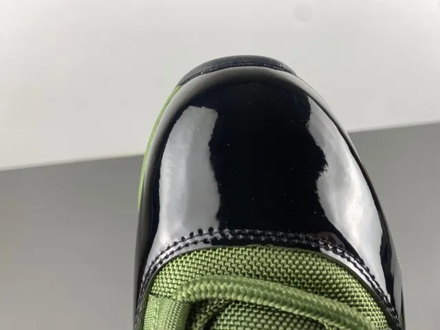 Air Jordan 11 Verde Oliva Piel Patentada Zapatillas de Baloncesto 5