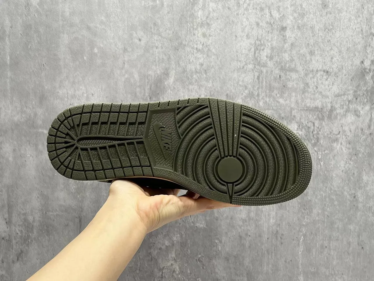Air Jordan 11 Verde Oliva Piel Patentada Zapatillas de Baloncesto 8