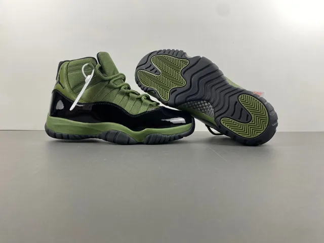 Air Jordan 11 Verde Oliva Piel Patentada Zapatillas de Baloncesto 12
