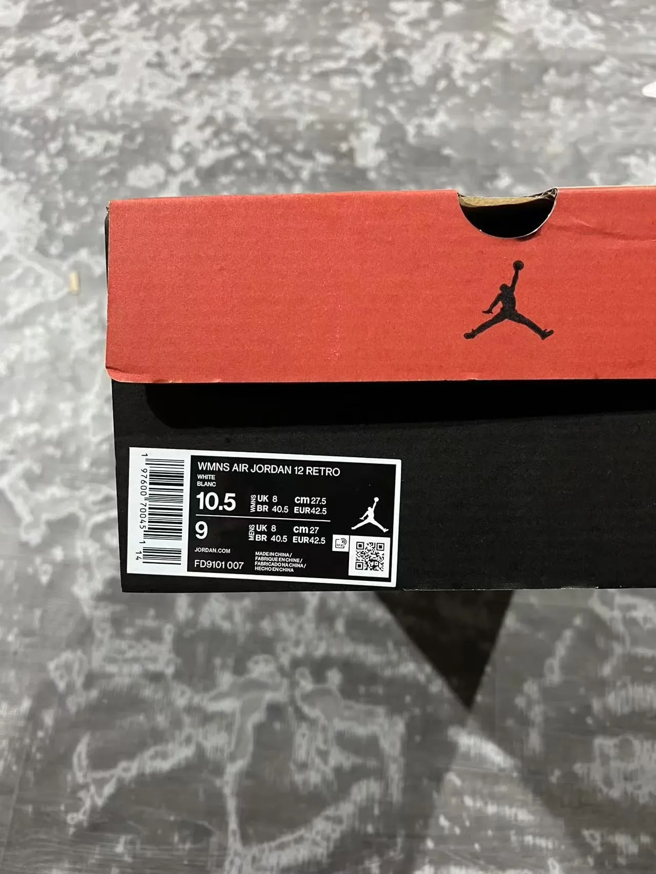 Air Jordan 12 Light Gray and Gold Basketball Shoes 10