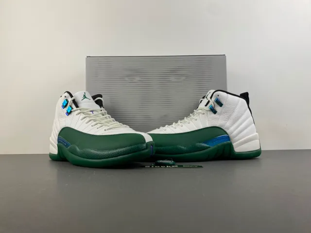 Chaussures de basketball Air Jordan 12 blanc et vert 14