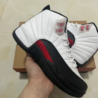 Air Jordan 12 White Black Red 篮球鞋
