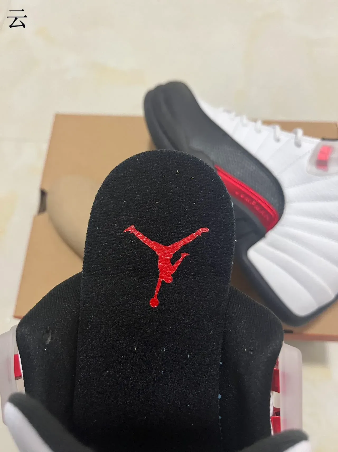 Air Jordan 12 White Black Red Tênis de Basquete 6