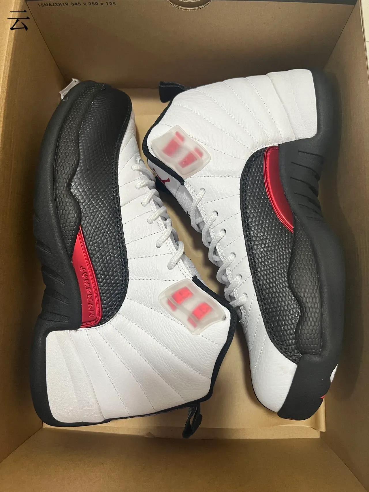 Air Jordan 12 White Black Red Tênis de Basquete 12