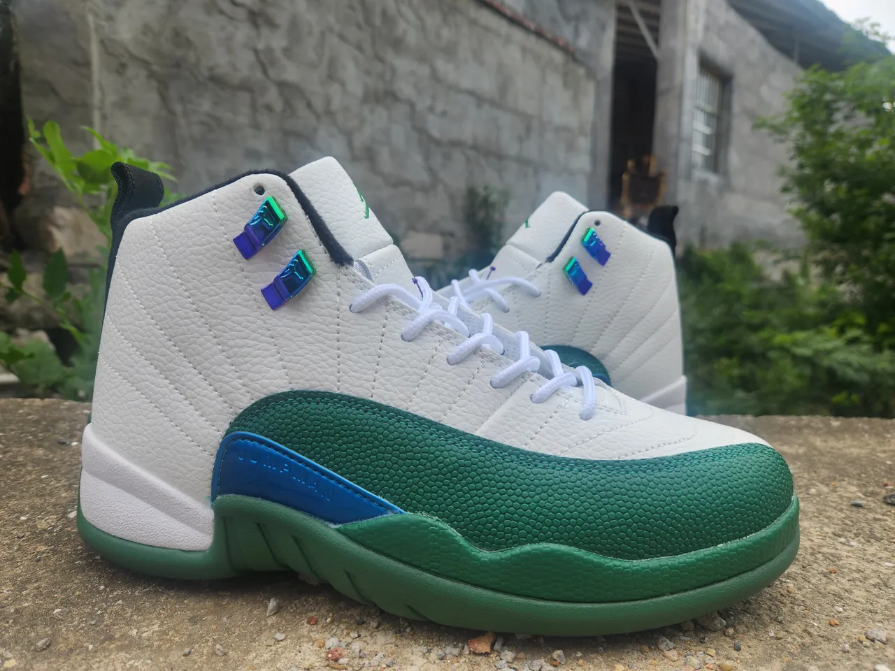 Air Jordan 12 tênis de basquete branco verde azul roxo 3