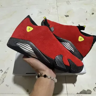 Air Jordan 14 法拉利红麂皮碳纤维篮球鞋
