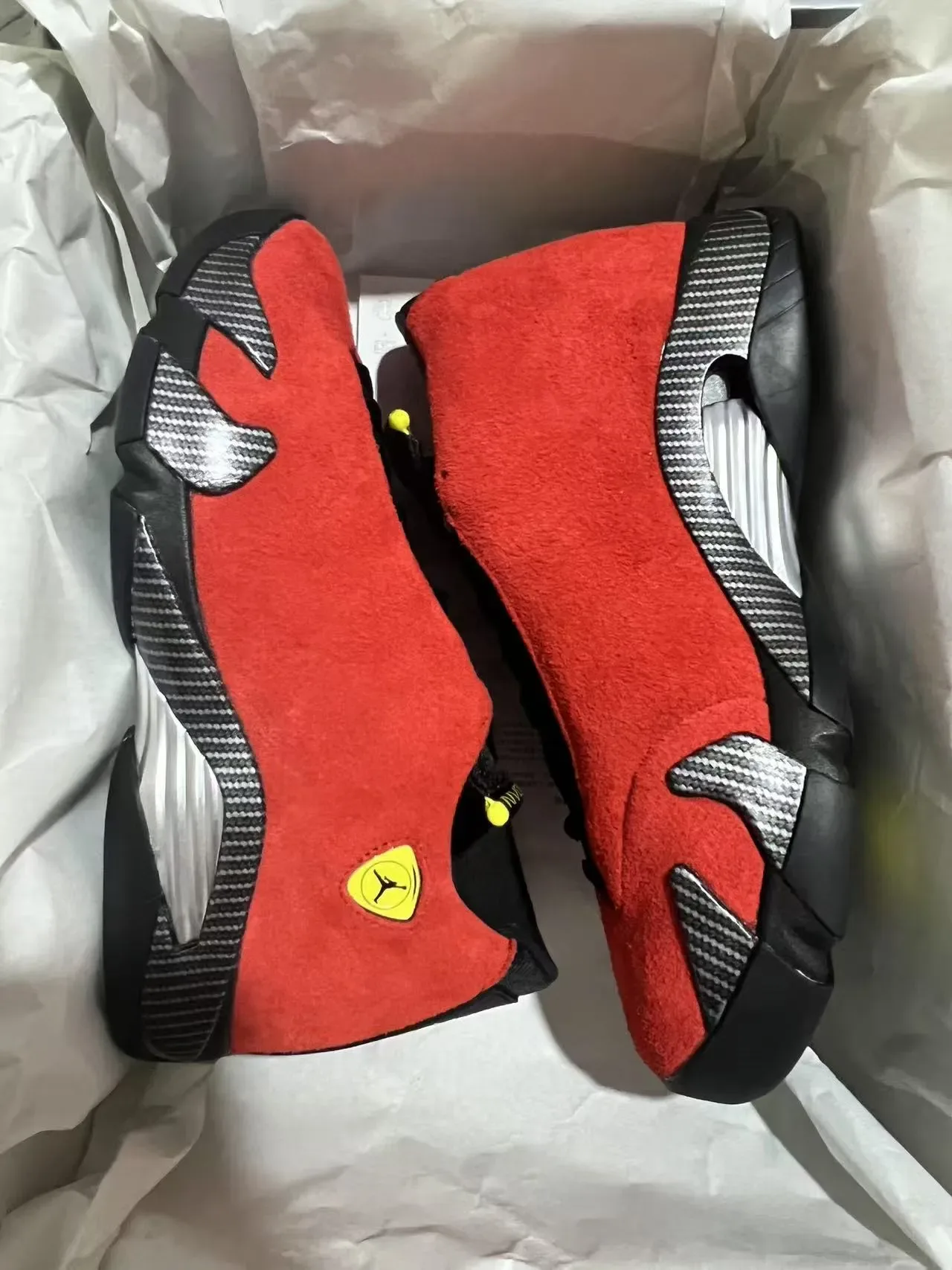 Air Jordan 14 فيراري ريد سويد ألياف الكربون حذاء كرة السلة 9