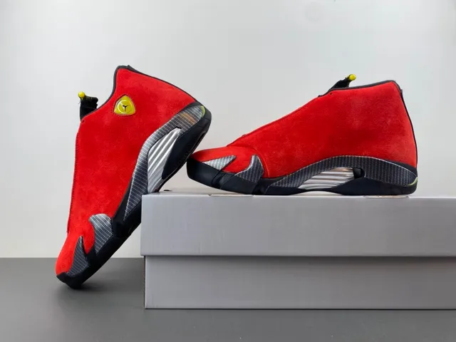 Air Jordan 14 Red Black Ferrari Collaboration Basketball Shoes 21